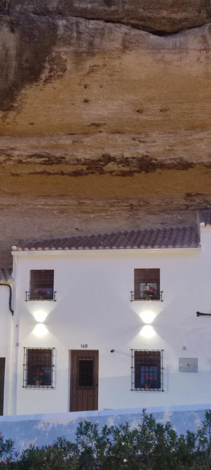 Casa Cueva Las Chicas Del Puente Setenil De Las Bodegas Quarto foto